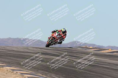 media/Dec-07-2025-CVMA (Sun) [[3e7d2de5dc]]/Race 7-Formula Lightweight Twins Shootout/